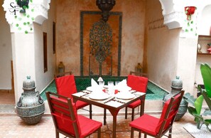 Kontinental frokost er inkludert hver dag