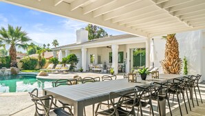 Outdoor dining - Welcome to The Calle Paloma Estate, a Louisa Davis Property. (La Quinta)