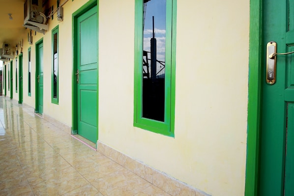 Hall