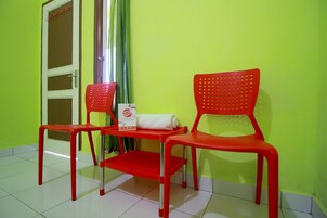 Habitación estándar doble | Escritorio, espacio para trabajar con un portátil, ropa de cama