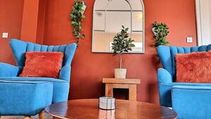 Interior - Detached House w/Free Parking | Long Stay Discount (Leicestershire)