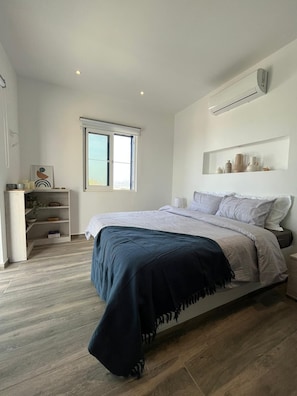 3 chambres, fer et planche à repasser, accès au Wi-Fi (inclus)