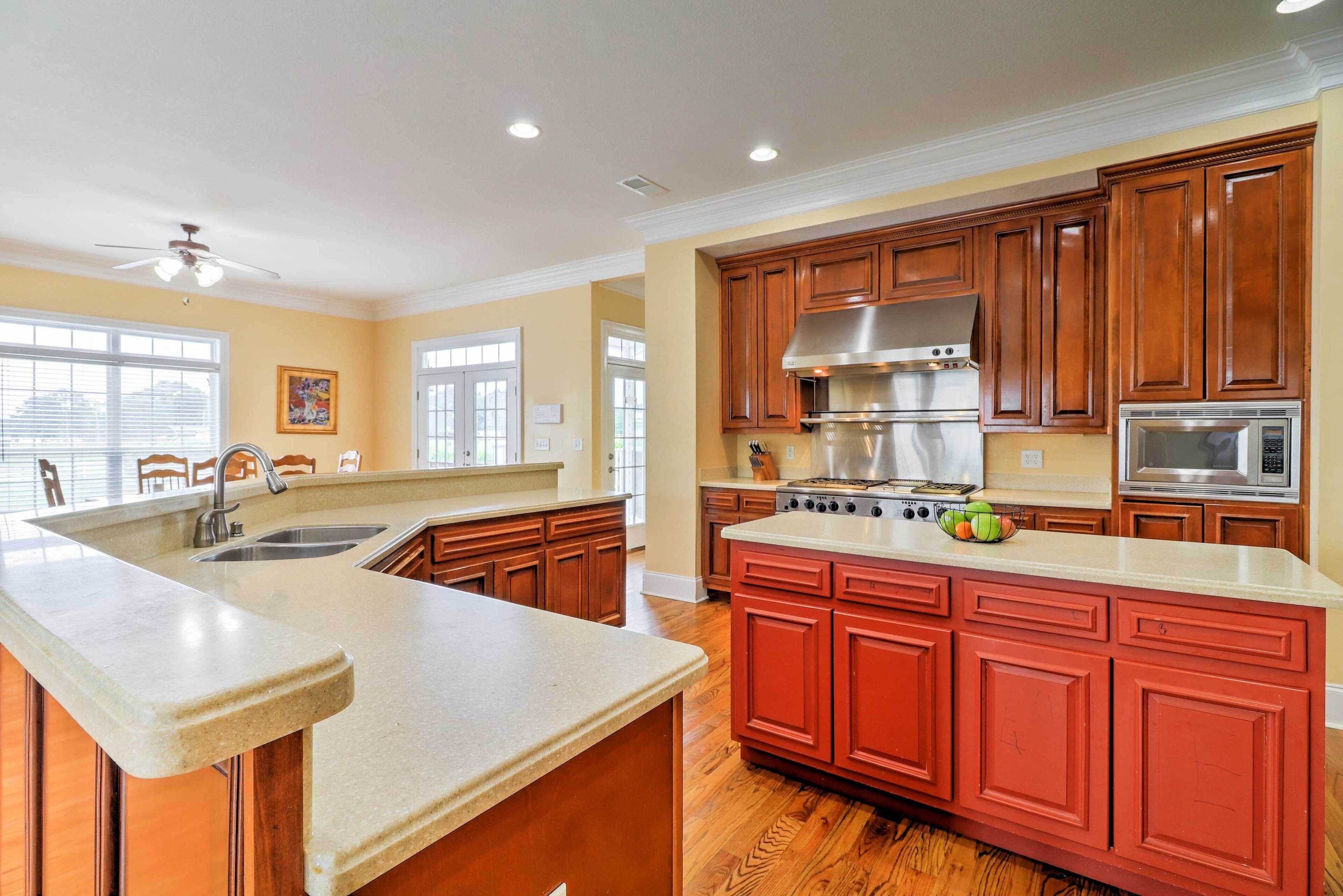 Microwave, oven, stovetop, dishwasher