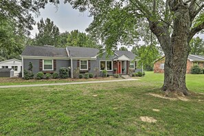 House (3 Bedrooms) | Interior - Secluded Home W/private Hot Tub 15 Mi to Nashville (Joelton)