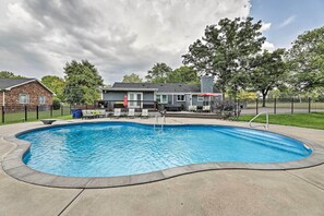 House (3 Bedrooms) | Front of property