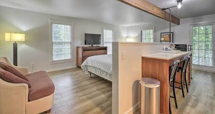 Riverdale Studio ~ 18 Mi to Downtown Atlanta!