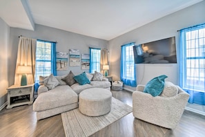 House (3 Bedrooms) | Front of property - Bright Norfolk Home w/ Deck < 3 Mi to Town! (Norfolk)