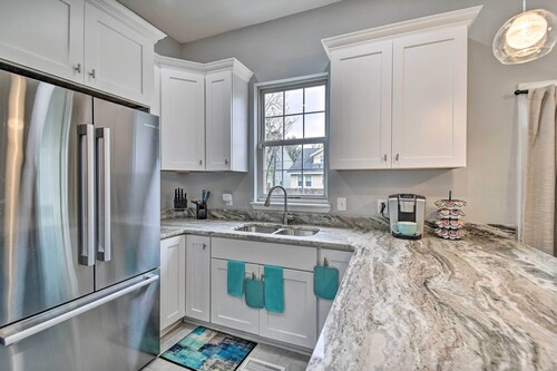 Bright Norfolk Home w/ Deck < 3 Mi to Town!