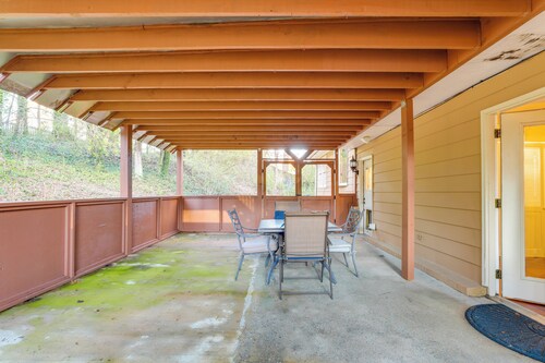 Atlanta Abode w/ Yard in a Tranquil Setting!