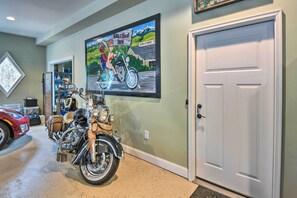 Interior - Cleveland Vacation Rental w/ Creek Access (Cleveland)