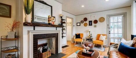 Televisión, oficina