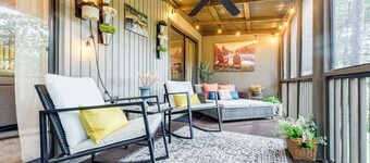 Pet Friendly Condo with Screened Deck & Fireplace