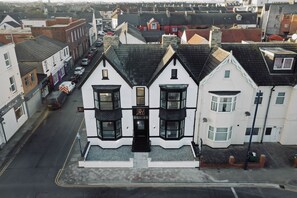 Exterior - Bowles Hotels (Redcar)