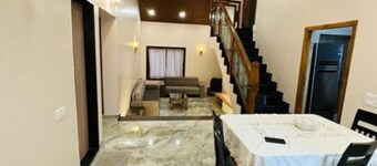 Adhiraj Villa is a luxurious villa located in Panchgani-Mahabaleshwar Road. 