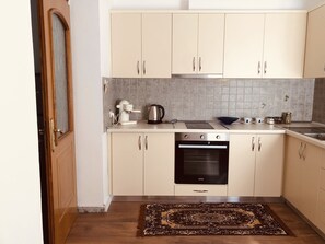 Private kitchen - Mihal Popi Apartment (Tirana)