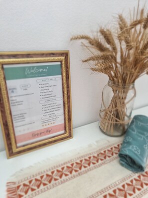 Interior detail - Mihal Popi Apartment (Tirana)