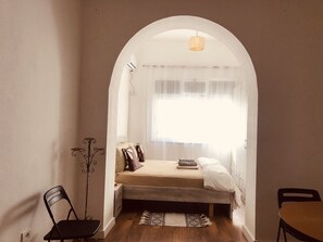 1 bedroom, WiFi, bed sheets - Mihal Popi Apartment (Tirana)