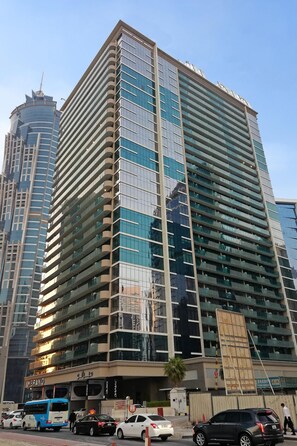 Front of property - bnbme | Merano Tower | 1 BDR (Dubai)
