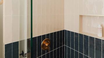 Shower, towels, soap