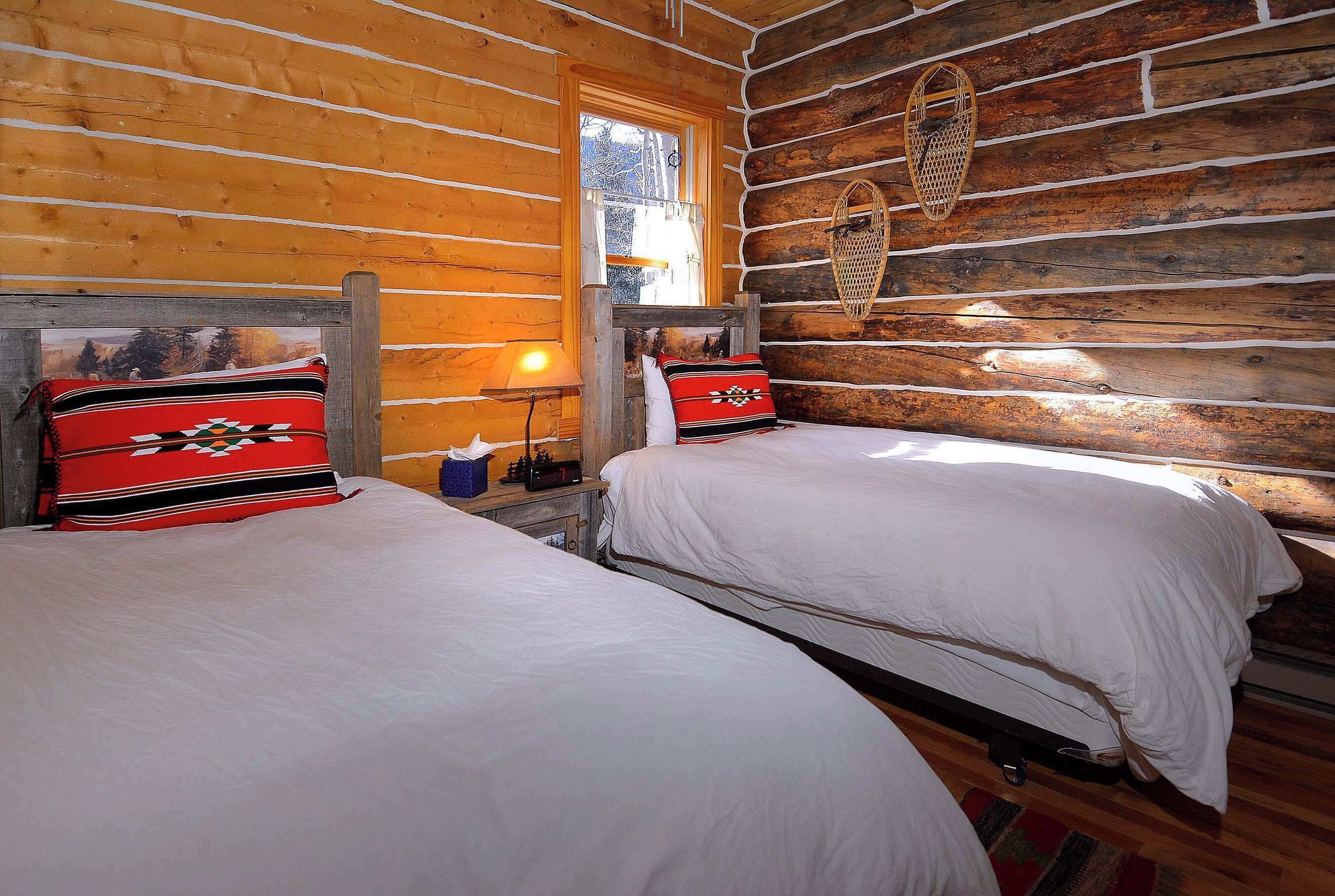 3 chambres, fer et planche à repasser, lit de bébé portatif, Wi-Fi