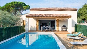 Pool - Le Plan de la Tour - Air-conditioned villa for 6 people with private pool (Le Plan-de-la-Tour)