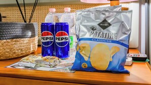 Sengetøy av topp kvalitet, dundyner og strykejern/-brett