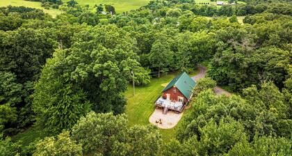 1 Bedroom Chalet on 13 acres for couples to stay and rejuvenate their marriage