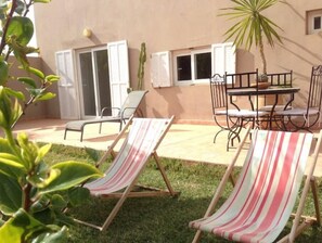 Outdoor dining - Miroirft DE LA Plage DE LA Villa (Mirleft)