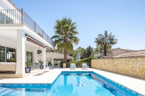 Outdoor pool - Buccara Casa Bruno (Marbella)