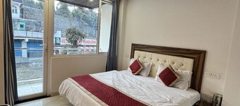 穆索里 Pinewood Valley 飯店