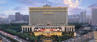 huayang plaza hotel
