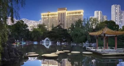 huayang plaza hotel