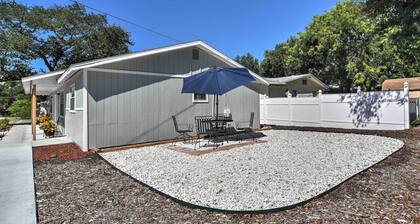 Largo Townhome Near Indian Rocks Beach!