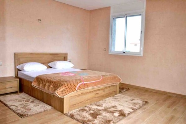 3 Schlafzimmer, Bügeleisen/Bügelbrett, WLAN, Bettwäsche