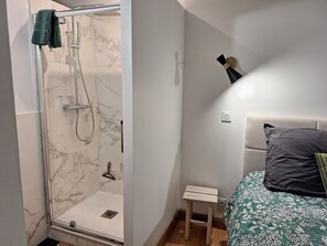 1 soverom og sengetøy