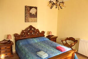 2 bedrooms, iron/ironing board, free WiFi, bed sheets - Algisa House at the spa (Montegrotto Terme)