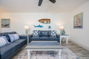 Apartment, 2 Schlafzimmer | Wohnbereich