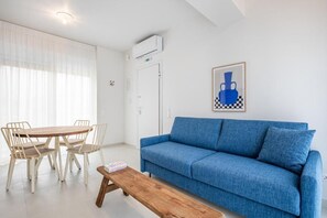 Penthouse, Balcony | Living area