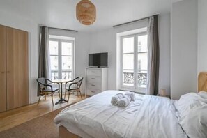 Iron/ironing board, WiFi, bed sheets - Balcon à L'opéra de Paris (Paris)