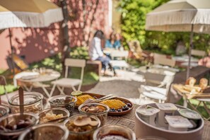 Daily buffet breakfast (EUR 18 per person)