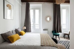 1 bedroom, iron/ironing board, travel cot, WiFi - Amazing Terrace in the center of Paris (Paris)