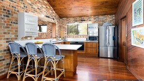 Fridge, microwave, oven, stovetop - 57Charlton - Luxury Beach House - secluded area of Nambucca, 5 minute walk to the beach (Nambucca Heads)