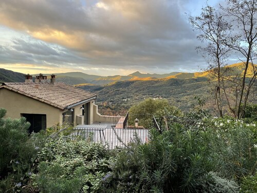 A Mas in the Parc des Cévennes with breathtaking views over the Hérault valley