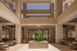 Outdoor dining - JAZ Elite Asteria (Sahl Hasheeh)