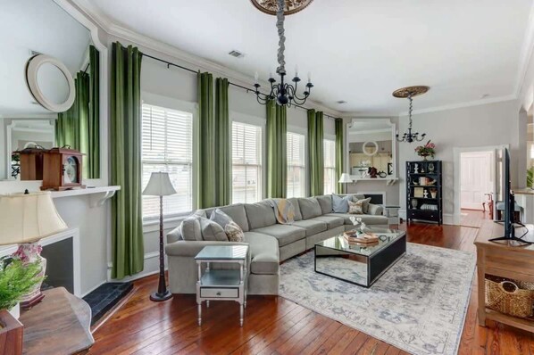 Télévision, espaces bureaux