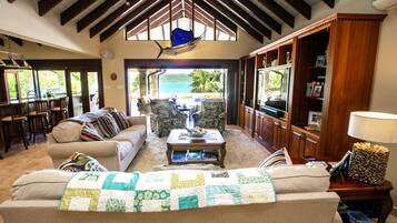 Älytelevisio, DVD-soitin, stereot