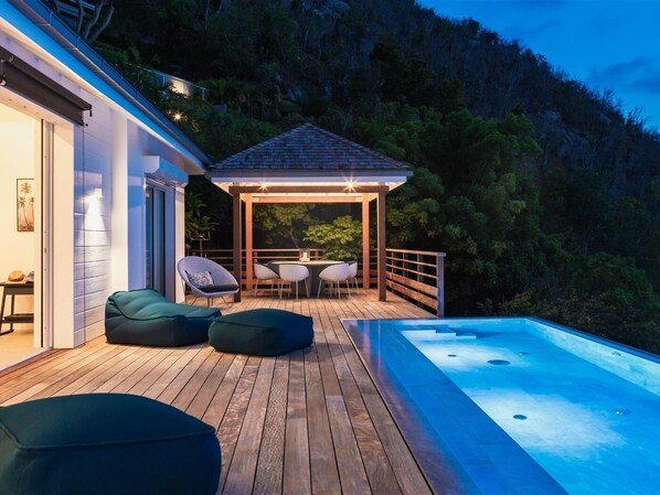 Pool - Glorious 3 BDRM Villa w Breathtaking Views (Pointe Milou)