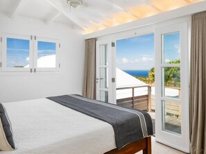 5 bedrooms, iron/ironing board, internet, bed sheets