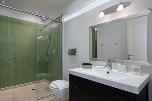 Hair dryer, towels - Sea View villa with a heated pool (Tersanas)