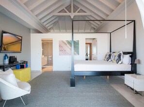 2 habitaciones, tabla de planchar con plancha, internet y ropa de cama